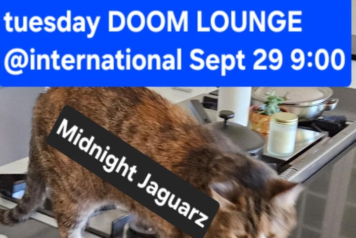 DOOM LOUNGE